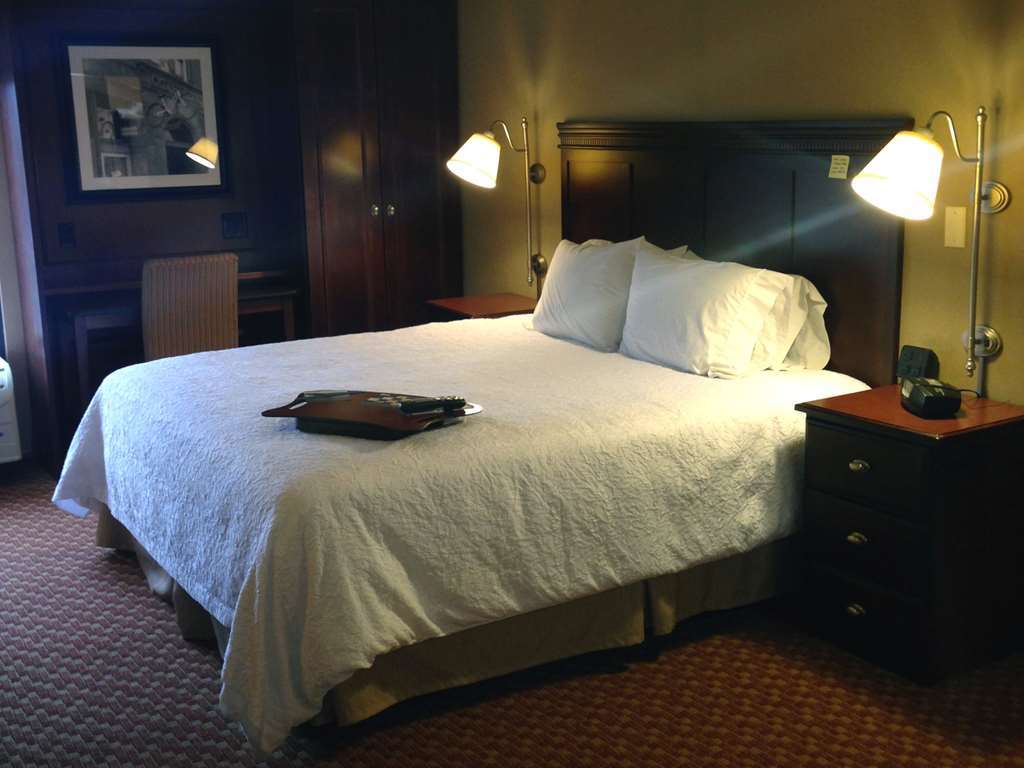 Hampton Inn Fall River/Westport North Westport Номер фото